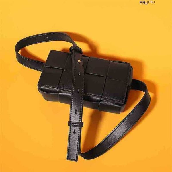 bottegas bags venetas cassettes 2023 leather wholesale woven chain small square waist chest bag womens w have logo frj kr7o
bottegas bags venetas cassettes 2023 leather wholesale woven chain small square waist chest bag womens w have logo frj kr7o