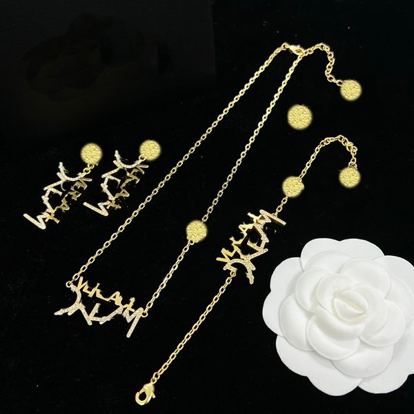 o-shaped chain white rhinestone letter beauty head necklace bracelets earring brass material vintage fashion sweater chain designer jewelry, Black
o-shaped chain white rhinestone letter beauty head necklace bracelets earring brass material vintage fashion sweater chain designer jewelry, Black