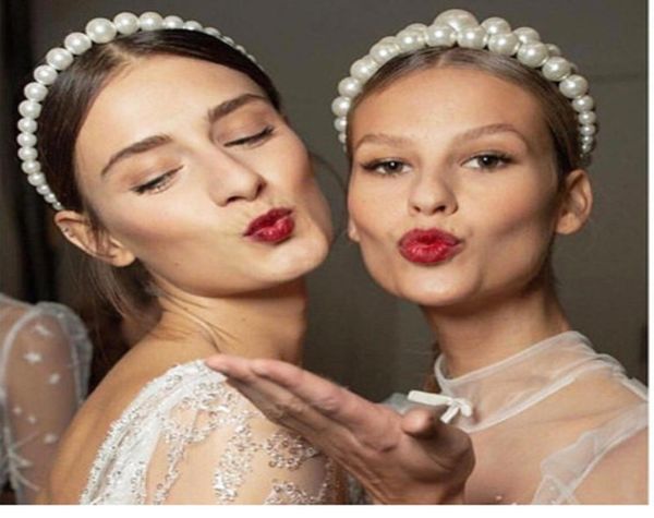 imitation pearl hair hoop trendy big pearl headband for women elegant headwear girl hair accessories wedding party jewelry2803658, Silver
imitation pearl hair hoop trendy big pearl headband for women elegant headwear girl hair accessories wedding party jewelry2803658, Silver
