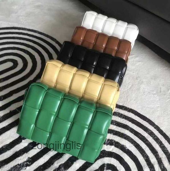 one cassettes bottegas designer the tote bag bag luxury venetas shoulder pillow woven bags autumn winter leather women's cross body sma
one cassettes bottegas designer the tote bag bag luxury venetas shoulder pillow woven bags autumn winter leather women's cross body sma