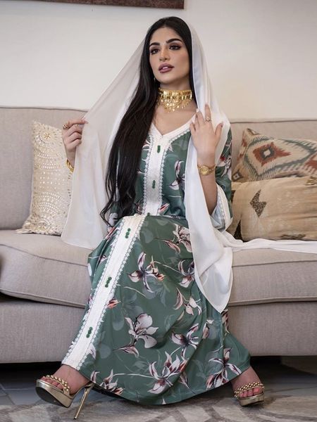 ethnic clothing muslim maxi long dres abaya autumn turkey loose jalabiya dresses v neck india arabic islamic 230630, Red
ethnic clothing muslim maxi long dres abaya autumn turkey loose jalabiya dresses v neck india arabic islamic 230630, Red
