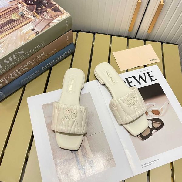 designer shoes women slide mius sandals new beach family's same style slippers sheepskin diamond fairy sandal wearing letters on outsid
designer shoes women slide mius sandals new beach family's same style slippers sheepskin diamond fairy sandal wearing letters on outsid