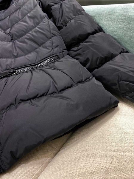 autumn and winter pepper with waist down coat, inside 90% white duck down high filling, full three-dimensional texture, warm and thick c., Black
autumn and winter pepper with waist down coat, inside 90% white duck down high filling, full three-dimensional texture, warm and thick c., Black