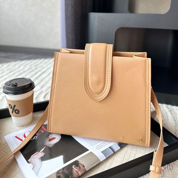 fashion shoulder bag designer crossbody bag lady luxury famous brands shoulder bag small bag for women gifts shopping high quality
fashion shoulder bag designer crossbody bag lady luxury famous brands shoulder bag small bag for women gifts shopping high quality