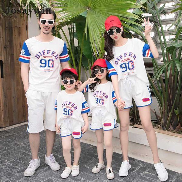 summer family clothing sets mother kids daughter father dresses polo shirts daddy boys family look outfits parent-child wear l230522, Blue
summer family clothing sets mother kids daughter father dresses polo shirts daddy boys family look outfits parent-child wear l230522, Blue