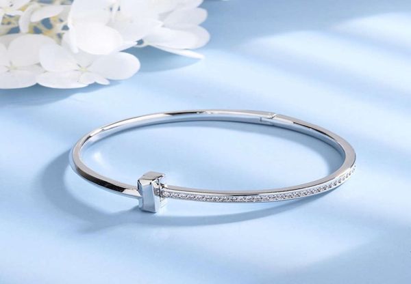 highquality luxury goods t family039s narrow bracelet female star the same double t1 half with rose gold clasp and diamond rin2515446, Black
highquality luxury goods t family039s narrow bracelet female star the same double t1 half with rose gold clasp and diamond rin2515446, Black