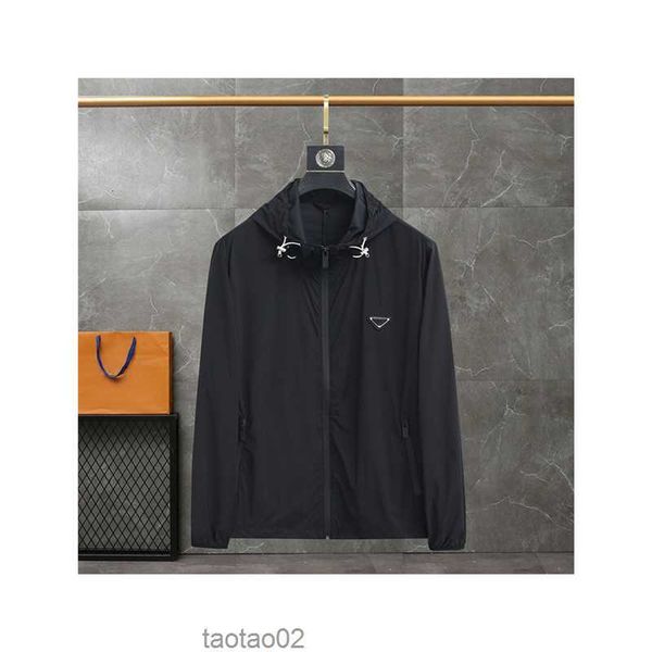 2023 men's jackets hoodies windbreaker coats classical men women zipper long sleeve thin casual jacket couple windproof sunscreen hip h, Black;brown
2023 men's jackets hoodies windbreaker coats classical men women zipper long sleeve thin casual jacket couple windproof sunscreen hip h, Black;brown