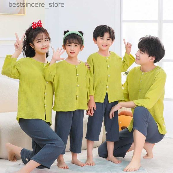 family matching outfits summer home wear set cotton long sleeved pants parent-child family wear baby pajamas clothing l230522, Blue
family matching outfits summer home wear set cotton long sleeved pants parent-child family wear baby pajamas clothing l230522, Blue