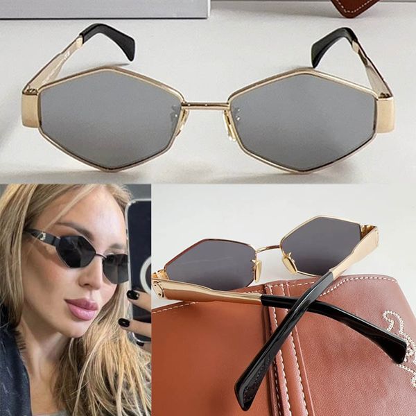 arc de triomphe metal sunglasses cl40236 diamond metal sunglasses female designer metal thin frame metal legs fashion retro party glasses or, White;black
arc de triomphe metal sunglasses cl40236 diamond metal sunglasses female designer metal thin frame metal legs fashion retro party glasses or, White;black