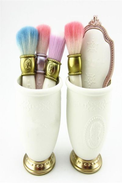 les merveilleuses laduree 4pcs brush set 1pc mirror 1pc brush holder makeup brush set quality8581791
les merveilleuses laduree 4pcs brush set 1pc mirror 1pc brush holder makeup brush set quality8581791