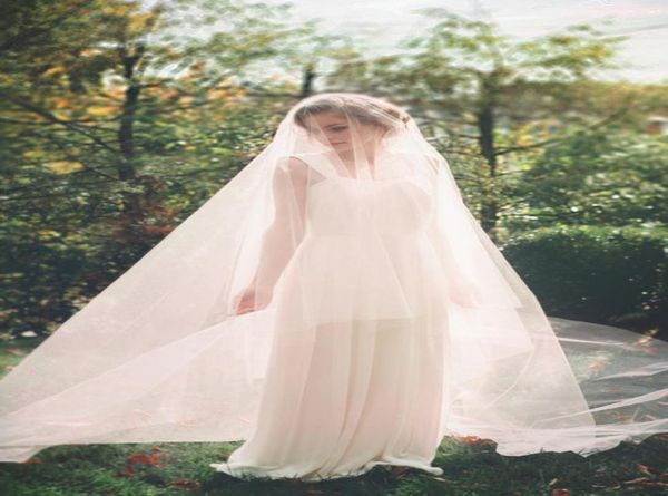 4m length wedding veil two layer bridal veil cut edge white ivory champange with comb6454368, Black
4m length wedding veil two layer bridal veil cut edge white ivory champange with comb6454368, Black