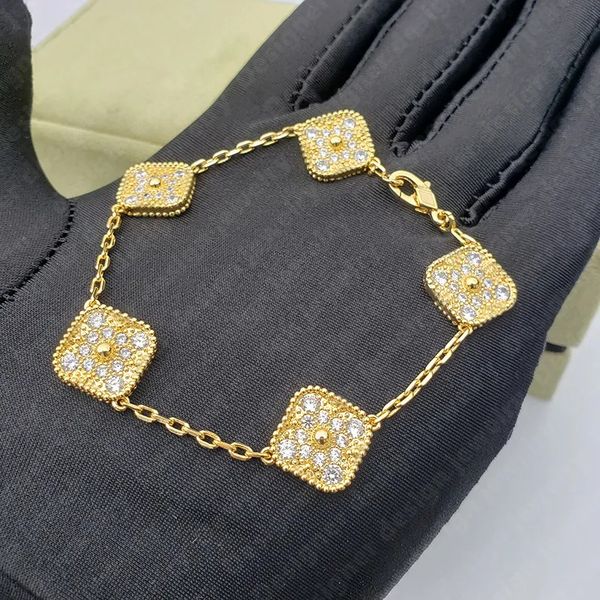 van bracelet bangle chain women bracelets 5 charms lucky four leaf-cleef clover pendants for ladies&girls party engagement wedding designer, Golden;silver
van bracelet bangle chain women bracelets 5 charms lucky four leaf-cleef clover pendants for ladies&girls party engagement wedding designer, Golden;silver