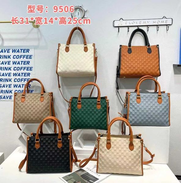 genuine leather women's bag new fashion versatile network red advanced embossed handbag layer cowhide one shoulder crossbody bag
genuine leather women's bag new fashion versatile network red advanced embossed handbag layer cowhide one shoulder crossbody bag