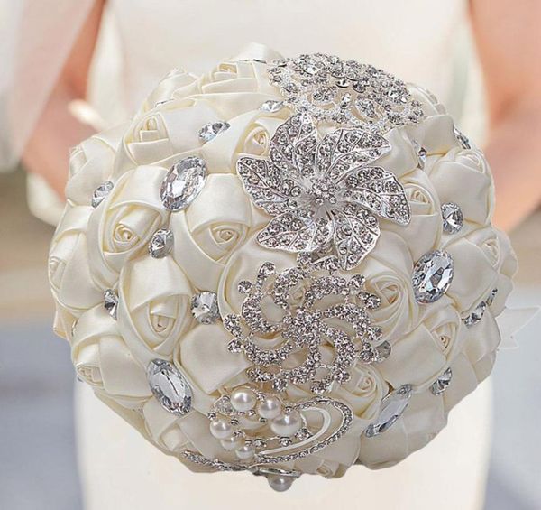 2020 elegant wedding flowers bridal bouquets artificial wedding bouquet crystal pearls buque de noiva brooch4129342
2020 elegant wedding flowers bridal bouquets artificial wedding bouquet crystal pearls buque de noiva brooch4129342