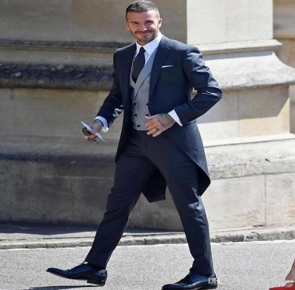 2019 new wedding tuxedos tailmade slim fit groom wear suits custom made groomsmen prom party suits jacketpantsvest5177697, Black;gray
2019 new wedding tuxedos tailmade slim fit groom wear suits custom made groomsmen prom party suits jacketpantsvest5177697, Black;gray