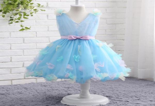2019 elegant vneck tulle drapes flower girls dresses multicolorized flower fairy dresses with pretty butterfly and big sash bow b6030155, White;blue
2019 elegant vneck tulle drapes flower girls dresses multicolorized flower fairy dresses with pretty butterfly and big sash bow b6030155, White;blue