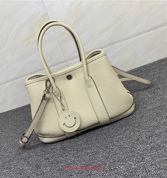 original h home tote bags wholesale veteran togo layer cowhide premium small garden bag genuine leather women's fashion handheld tote h
original h home tote bags wholesale veteran togo layer cowhide premium small garden bag genuine leather women's fashion handheld tote h
