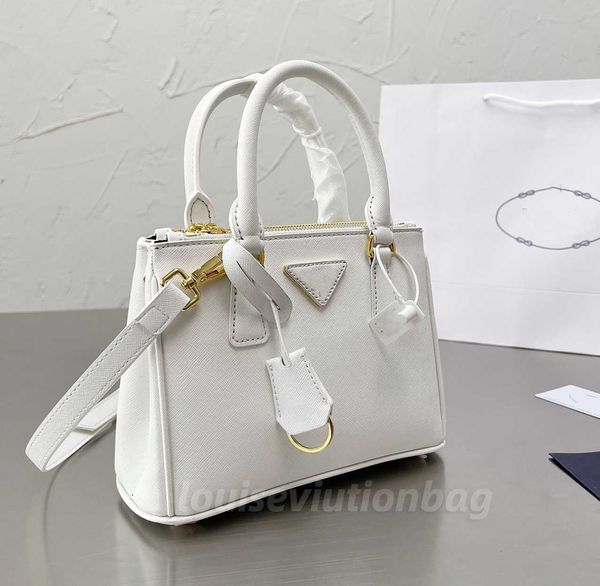 classic designer tote bag galleria cowhide women's saffiano bag shopping bag 2023 new handbag genuine leather fashion interpretation et
classic designer tote bag galleria cowhide women's saffiano bag shopping bag 2023 new handbag genuine leather fashion interpretation et