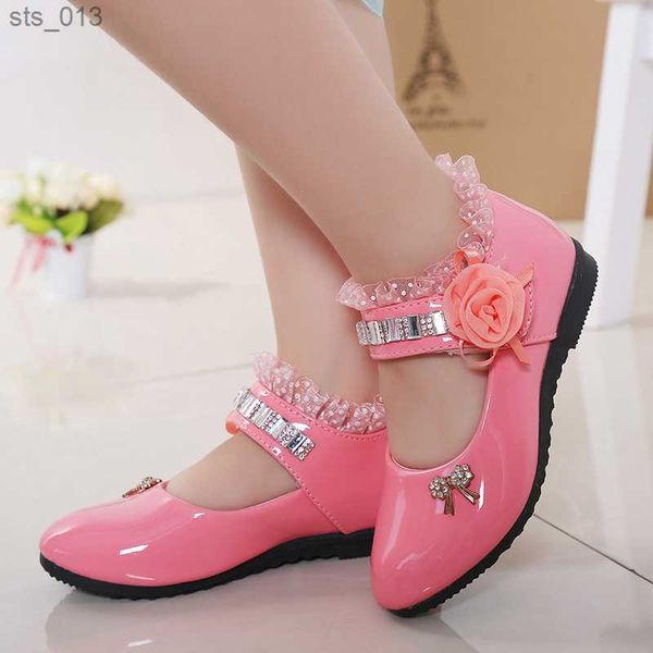 2018 new children elegant princess pu leather sandals kids girls wedding dress party beaded shoes for girls l230518, Black;red
2018 new children elegant princess pu leather sandals kids girls wedding dress party beaded shoes for girls l230518, Black;red