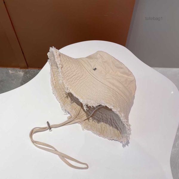 bob luxury designer bucket hat solid color hats for women and men wide brim artichaut classic letters fashion many summer colors beach trave, Blue;gray
bob luxury designer bucket hat solid color hats for women and men wide brim artichaut classic letters fashion many summer colors beach trave, Blue;gray