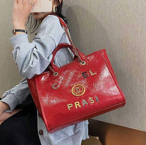 women's luxury fashion hand bags beach bag brand ch metal badge classic totes handbags small mini pearl handbag female capacity large l
women's luxury fashion hand bags beach bag brand ch metal badge classic totes handbags small mini pearl handbag female capacity large l