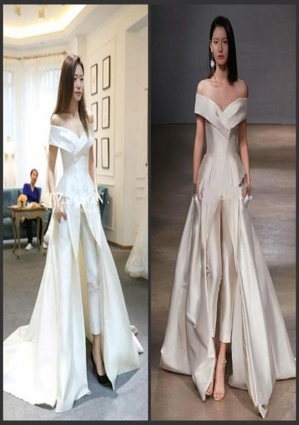 2020 new women dresses jumpsuit with long train white evening gowns off shoulder sweep train elegant zuhair murad dress vestidos f6540501, Black;red
2020 new women dresses jumpsuit with long train white evening gowns off shoulder sweep train elegant zuhair murad dress vestidos f6540501, Black;red