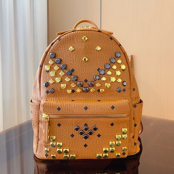 designer bag fashion rivet style backpack men crossbody handbag large capacity tote travel bags women wallet classic letter shoulder handbag
designer bag fashion rivet style backpack men crossbody handbag large capacity tote travel bags women wallet classic letter shoulder handbag