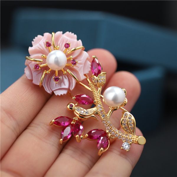 pins brooches beautiful natural mother of pearl flower for women party gifts luxury jewellery 230629, Gray
pins brooches beautiful natural mother of pearl flower for women party gifts luxury jewellery 230629, Gray