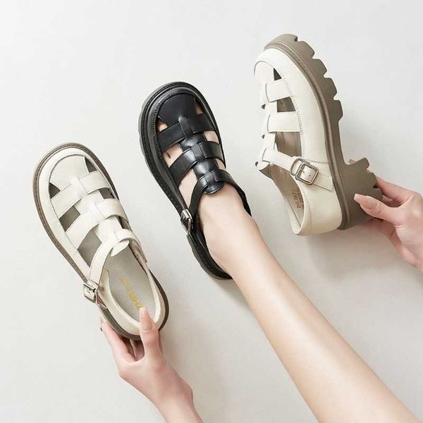 lady sandals caligae for women wearing thick soled hole shoes new summer versatility 230626, Black
lady sandals caligae for women wearing thick soled hole shoes new summer versatility 230626, Black