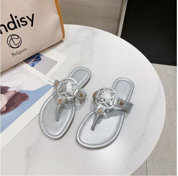 summer selling luxury faux fur fashion leather flip pu flops designer women design sandals slippers, Black
summer selling luxury faux fur fashion leather flip pu flops designer women design sandals slippers, Black
