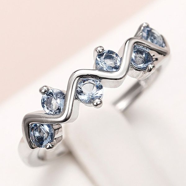 round blue cubic zirconia silver color finger-ring for women temperament female wedding party fashion jewelry, Golden;silver
round blue cubic zirconia silver color finger-ring for women temperament female wedding party fashion jewelry, Golden;silver