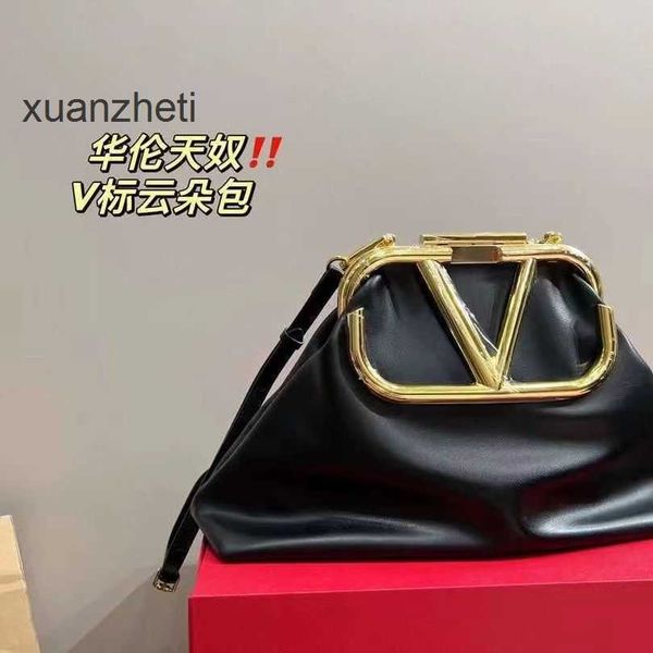 leather single value bags designer classic bag lady's handbag valentions appearance diagonal shoulder clip straddle decorated with wome
leather single value bags designer classic bag lady's handbag valentions appearance diagonal shoulder clip straddle decorated with wome