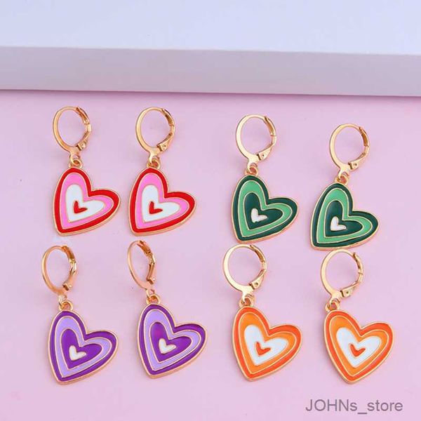 stud 2023 new oil love stud earrings accessories for women fashion personalized elegant hanging jewelry ear gifts r230630, Golden;silver
stud 2023 new oil love stud earrings accessories for women fashion personalized elegant hanging jewelry ear gifts r230630, Golden;silver