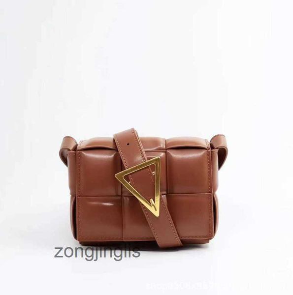 fashion luxury venetas woven casette bags bottegas designer large tote bag plaid trend bag mini small square women's messenger shoulde
fashion luxury venetas woven casette bags bottegas designer large tote bag plaid trend bag mini small square women's messenger shoulde