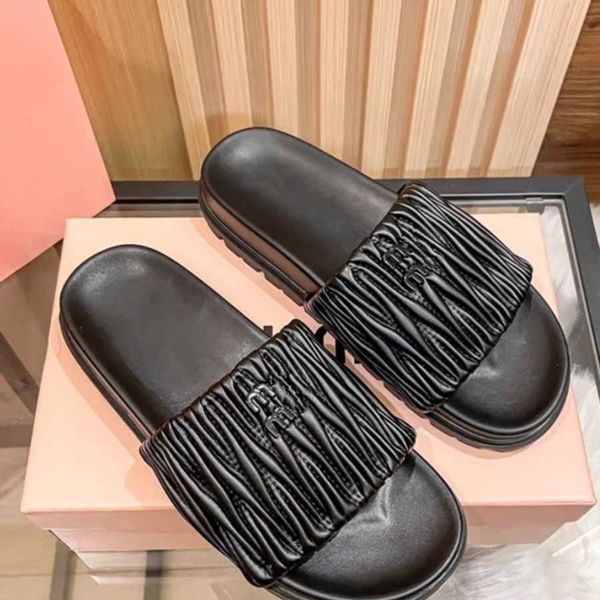 women sandals mius slide designer beach 2023 shoes summer new thick sole lazy slippers wearing versatile casual on outside for qmh9
women sandals mius slide designer beach 2023 shoes summer new thick sole lazy slippers wearing versatile casual on outside for qmh9
