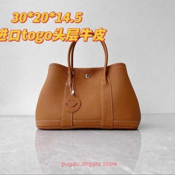 original h home tote bags wholesale togo layer cowhide garden bag genuine leather texture handbag fashionable and versat have real logo
original h home tote bags wholesale togo layer cowhide garden bag genuine leather texture handbag fashionable and versat have real logo