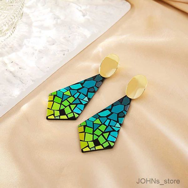 stud colorful acrylic stud earrings for women ethnic long grid cone round earring mujer casual jewelry r230630, Golden;silver
stud colorful acrylic stud earrings for women ethnic long grid cone round earring mujer casual jewelry r230630, Golden;silver