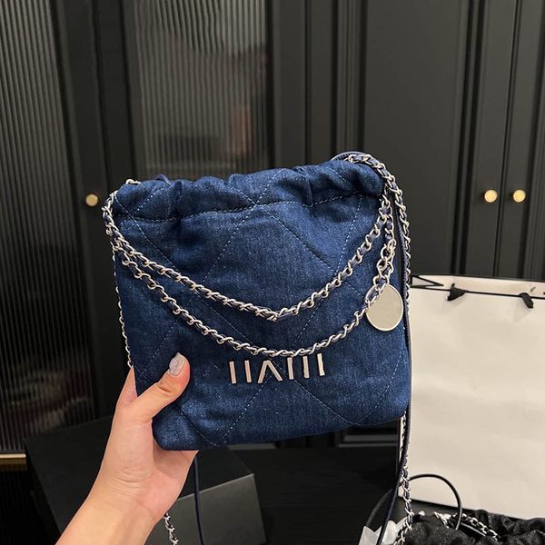 mini denim 22 women tote bag quilted retro crossbody designer bag silver hardware multi chain shoulder luxury handbag coin purse suitcase ca
mini denim 22 women tote bag quilted retro crossbody designer bag silver hardware multi chain shoulder luxury handbag coin purse suitcase ca