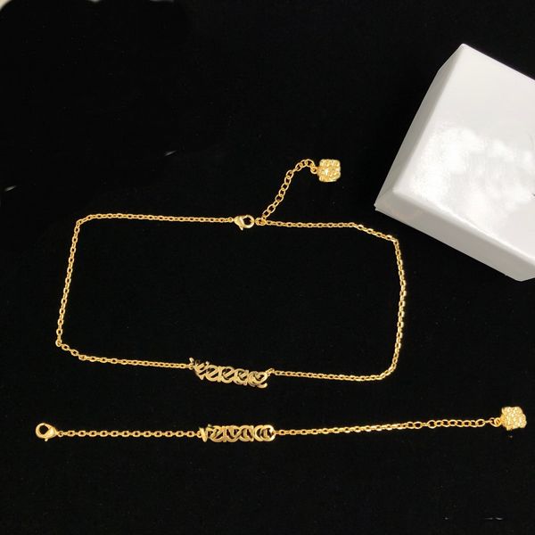 designer vintage letter medusa necklace bracelet banshee fine chain temperament personality simple jewelry gifts xms12 -01, Black
designer vintage letter medusa necklace bracelet banshee fine chain temperament personality simple jewelry gifts xms12 -01, Black