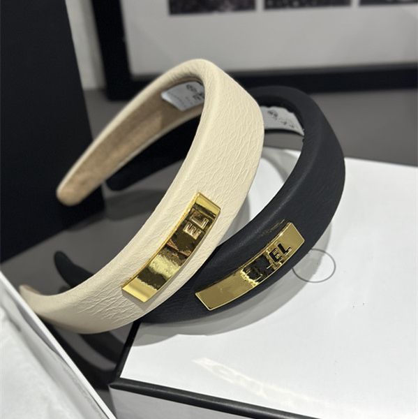 black beige colors designers headbands quality leather luxury women girls headband hair hoop makeup sports ins fashion hairjewelry, Silver
black beige colors designers headbands quality leather luxury women girls headband hair hoop makeup sports ins fashion hairjewelry, Silver