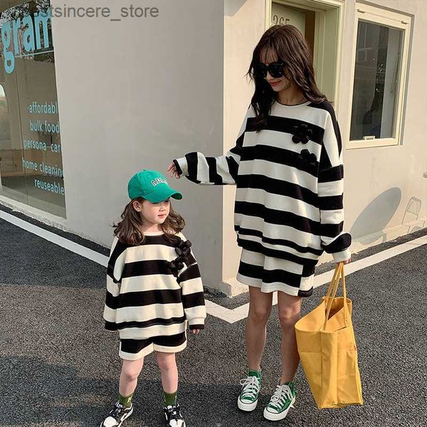 new mom daughter matching outfits mother and baby girls clothes set korean fashion parent-child spring autumn clothing suit l230522, Blue
new mom daughter matching outfits mother and baby girls clothes set korean fashion parent-child spring autumn clothing suit l230522, Blue