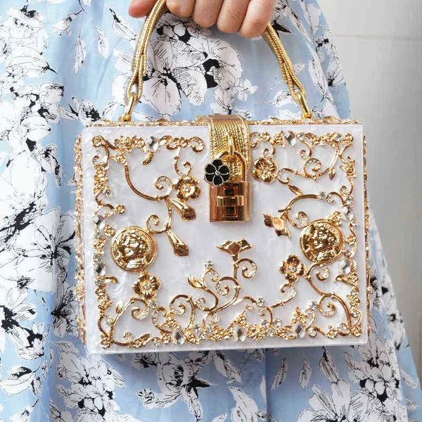 box designer evening bag diamond flower clutch bag hollow relief acrylic luxury handbag banquet party purse women's shoulder bag
box designer evening bag diamond flower clutch bag hollow relief acrylic luxury handbag banquet party purse women's shoulder bag