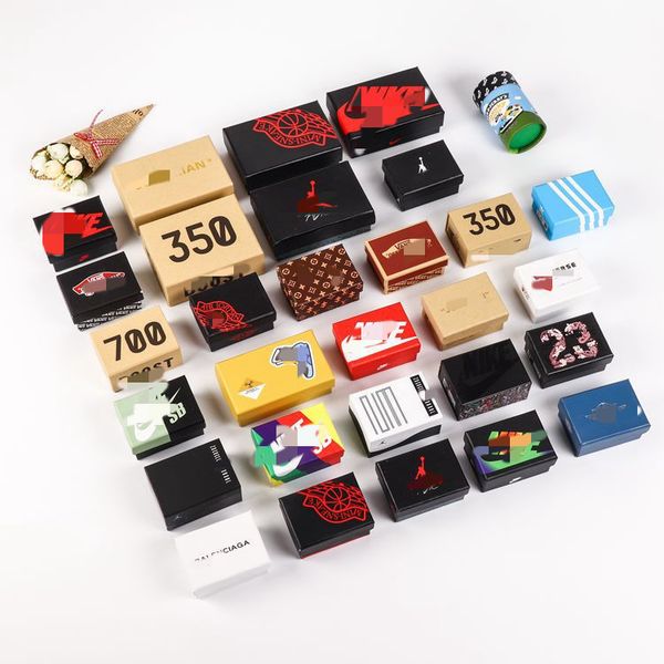 wholesale designer mini sneaker keychain shoe box key chain cardboard gift model sneaker keychains packaging jewelry box, Silver
wholesale designer mini sneaker keychain shoe box key chain cardboard gift model sneaker keychains packaging jewelry box, Silver