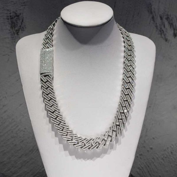 luxury hip hop jewelry iced out s925 silver 20mm baguette moissanite cuban chain necklace moissanite
luxury hip hop jewelry iced out s925 silver 20mm baguette moissanite cuban chain necklace moissanite