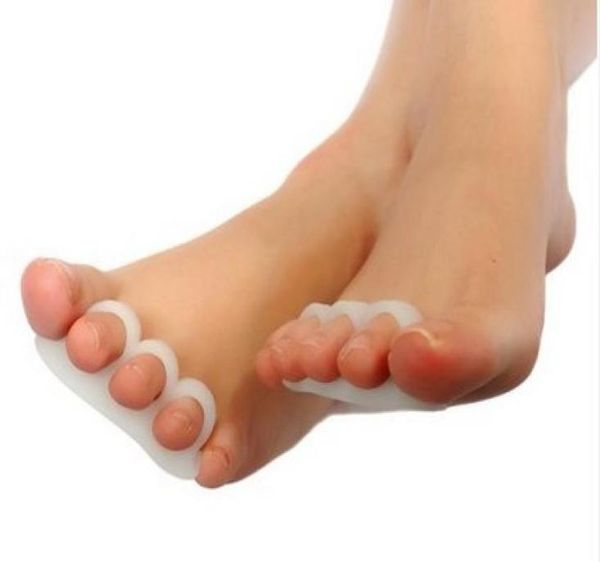 1pair silicone gel hammer toe separator correction straightener orthopedic metatarsal rings feet care shoes cushion foot pads6733748
1pair silicone gel hammer toe separator correction straightener orthopedic metatarsal rings feet care shoes cushion foot pads6733748