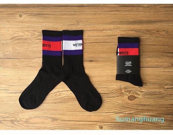 2 colors vetements socks men women socks cotton skateboard couple stockings letter jacquard football socks size 36442174827, Black
2 colors vetements socks men women socks cotton skateboard couple stockings letter jacquard football socks size 36442174827, Black