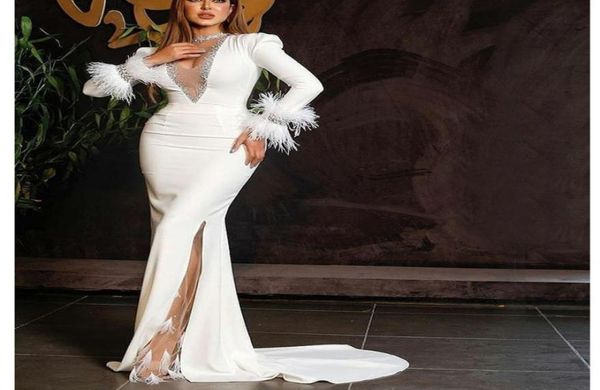 feathers evening dresses 2020 elegant white satin long sleeves mermaid arabic dubai formal evening gown robe de soiree with b1759530, Black;red
feathers evening dresses 2020 elegant white satin long sleeves mermaid arabic dubai formal evening gown robe de soiree with b1759530, Black;red