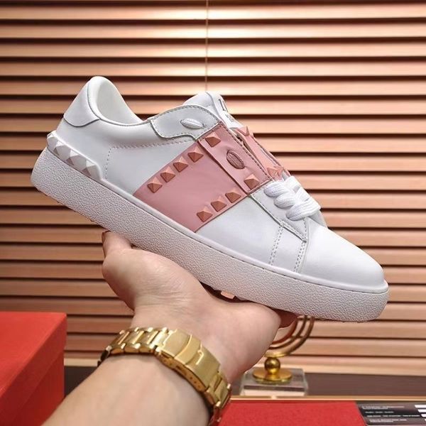 designer casual shoes for both men and women valentinoes leather versatile flat bottomed casual sports shoes with rivets for women
designer casual shoes for both men and women valentinoes leather versatile flat bottomed casual sports shoes with rivets for women