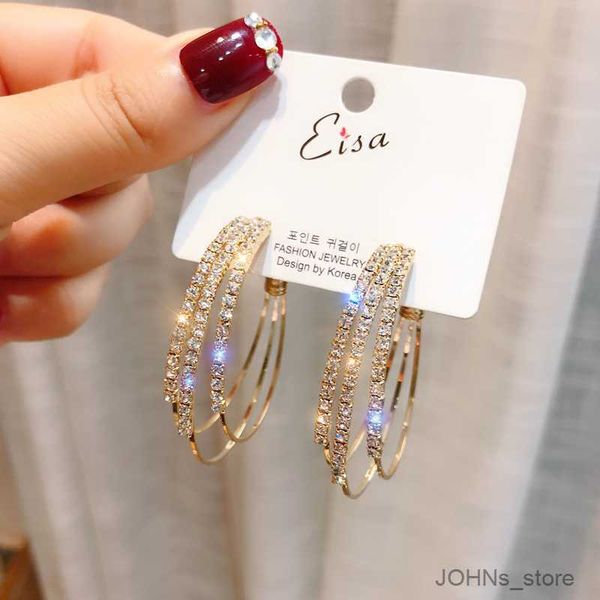 stud exaggerated shiny circle earrings large round earrings for women brincos fashion jewelry accessories r230630, Golden;silver
stud exaggerated shiny circle earrings large round earrings for women brincos fashion jewelry accessories r230630, Golden;silver