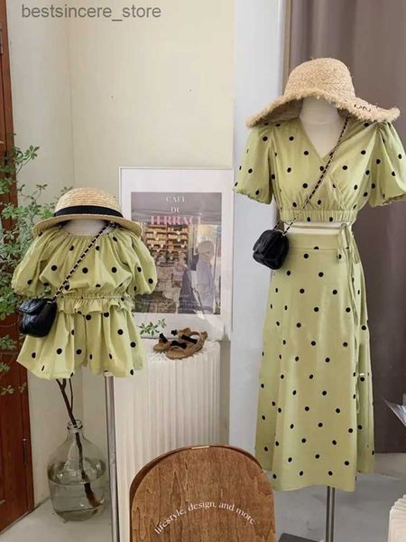 korean children's clothing parent-child wear polka dot girls summer fresh dress korean mother and daughter dress l230522, Blue
korean children's clothing parent-child wear polka dot girls summer fresh dress korean mother and daughter dress l230522, Blue